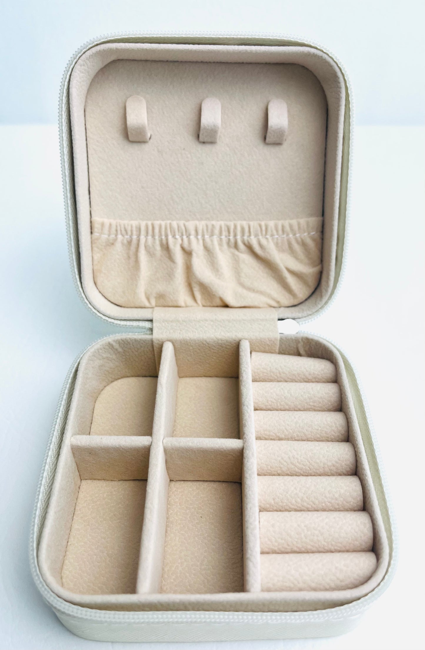 Jewelry Case Organizer